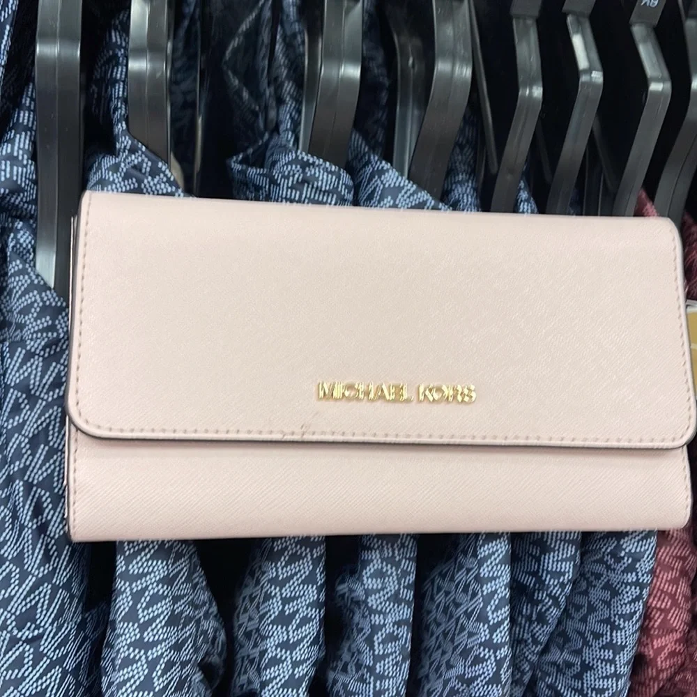 MICHAEL KORS JET SET TRAVEL LARGE TRIFOLD WALLET POWDER BLUSH COLOR - Picture 5 of 16